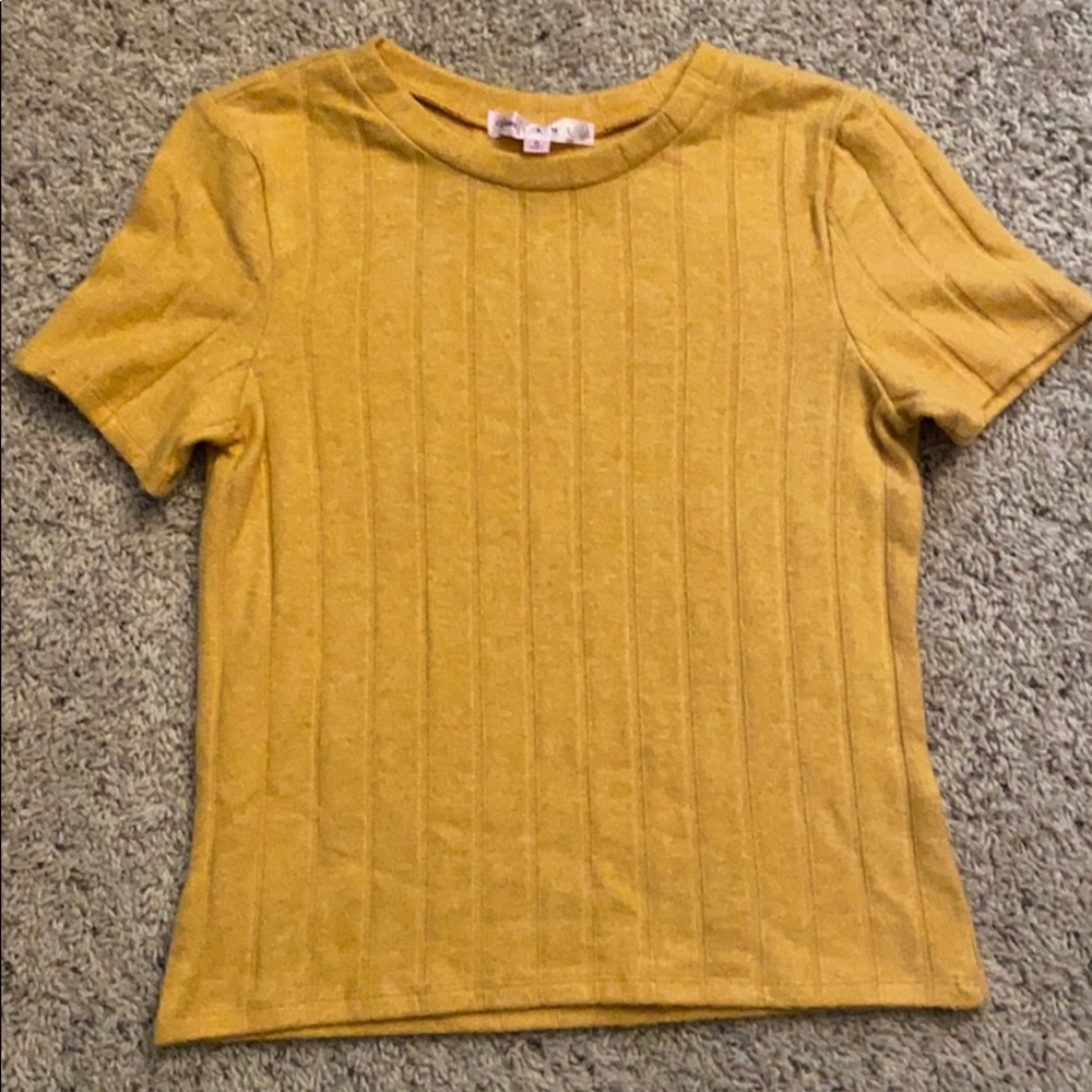 Women’s yellow shirt SOFT